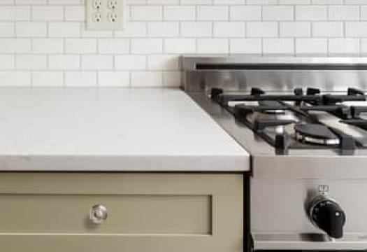 gap between stove and countertop